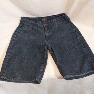 LEE RIDERS Bermuda Length  Denim Shorts.